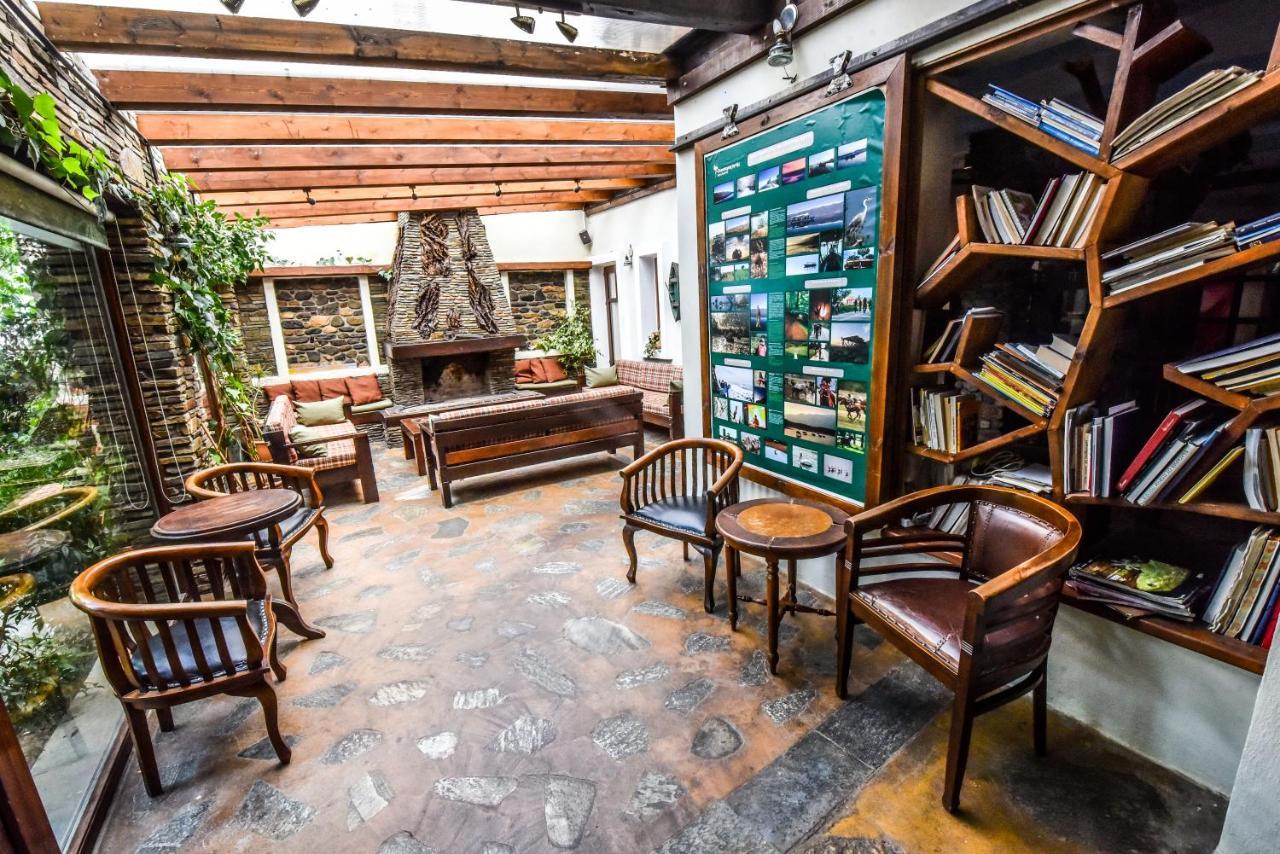 Oikoperiigitis Hotel Керкини Экстерьер фото