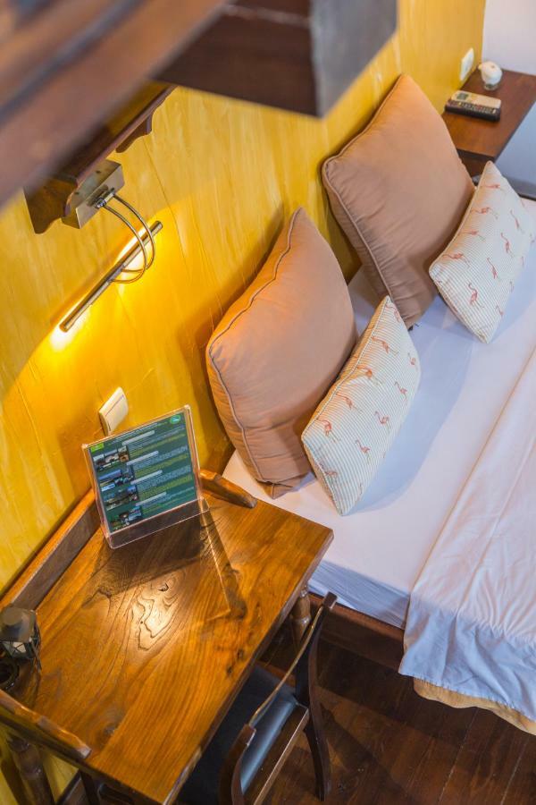 Oikoperiigitis Hotel Керкини Экстерьер фото