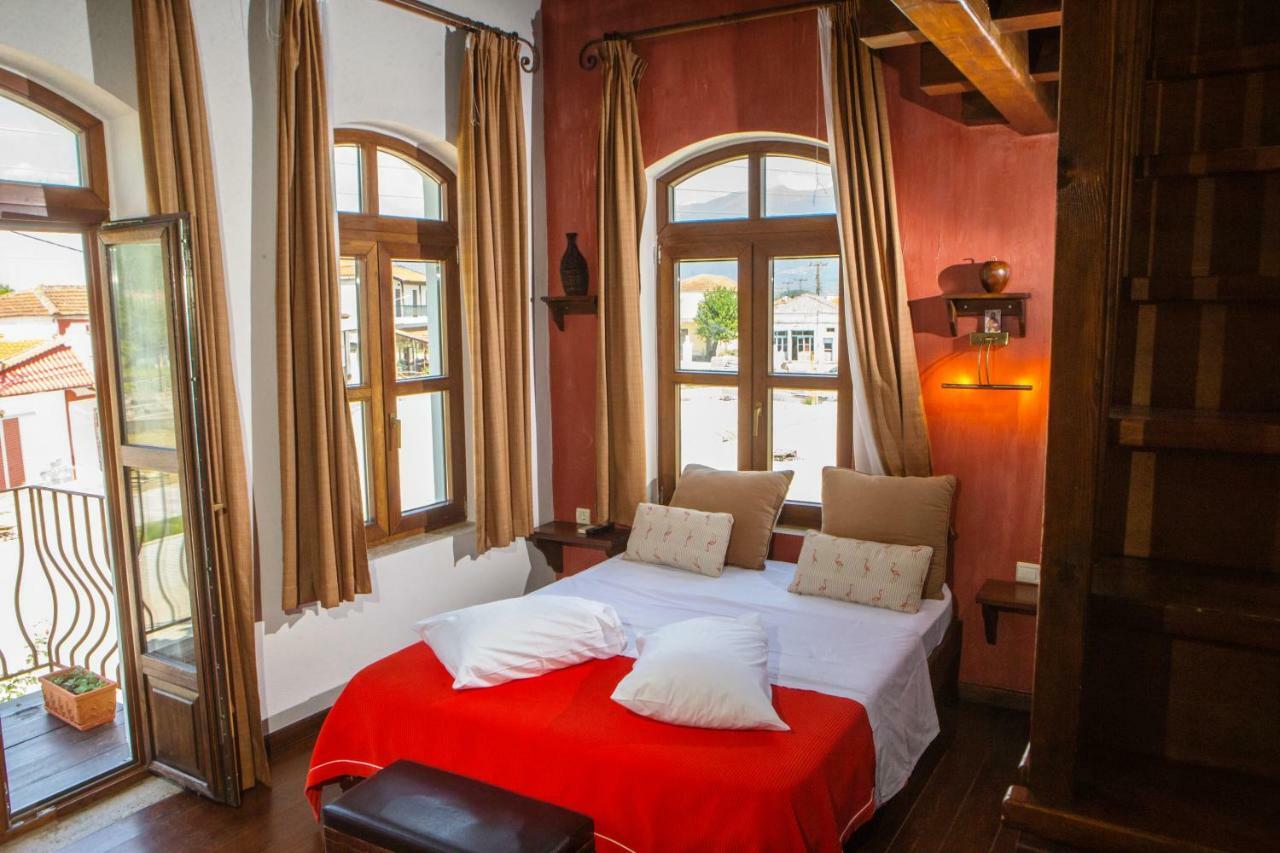 Oikoperiigitis Hotel Керкини Экстерьер фото
