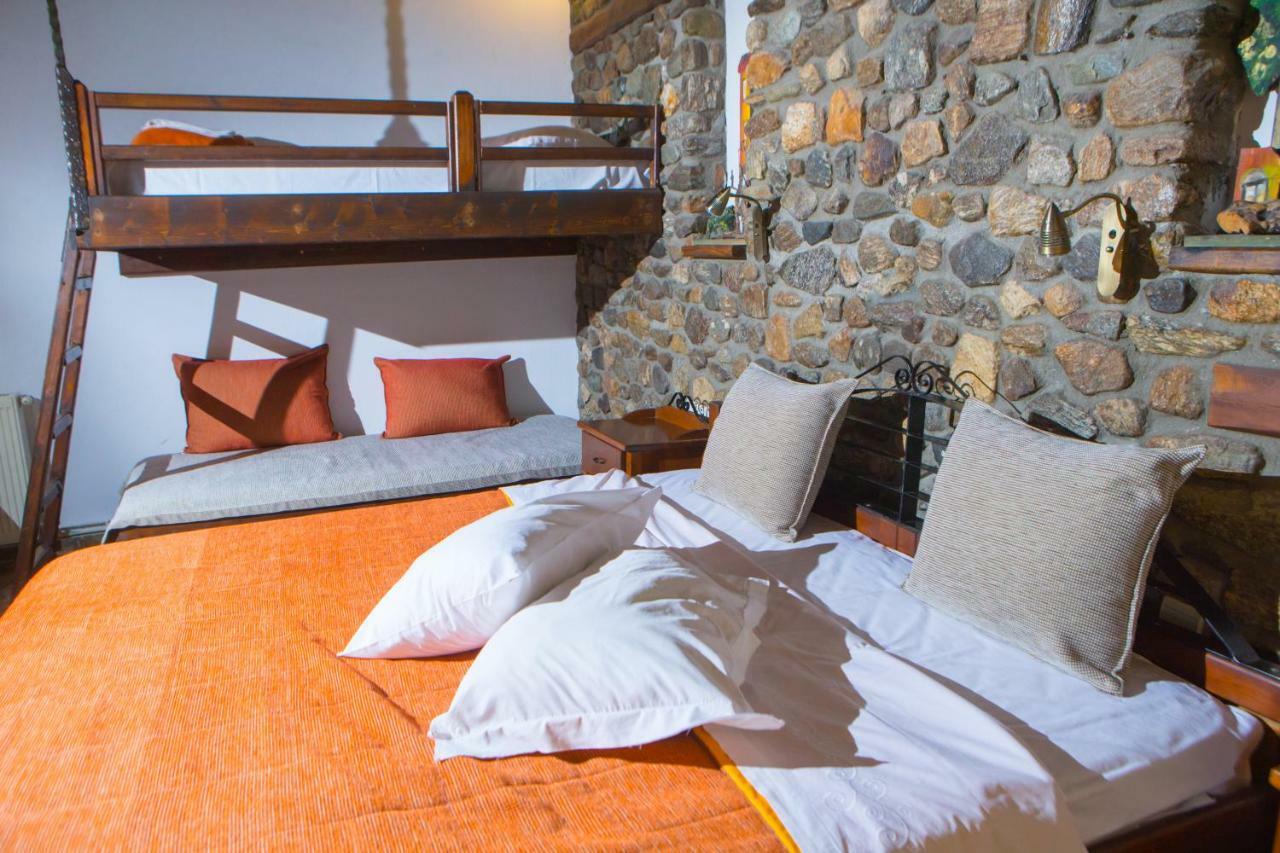 Oikoperiigitis Hotel Керкини Экстерьер фото