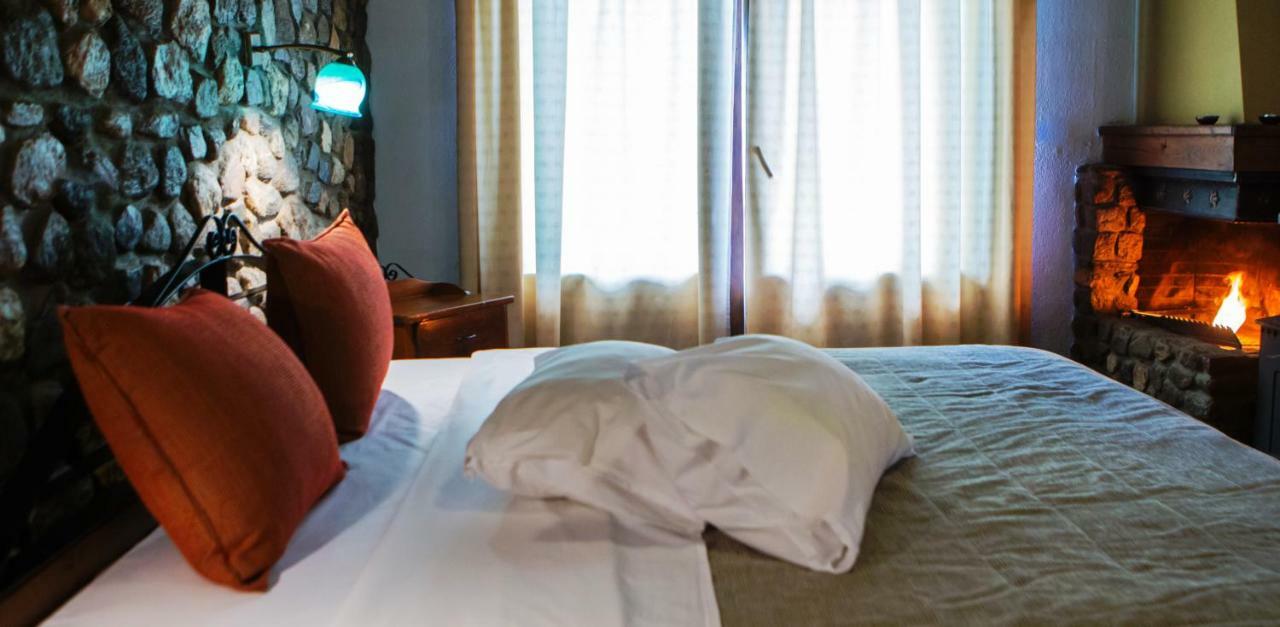 Oikoperiigitis Hotel Керкини Экстерьер фото